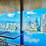 Infinitum Suites Klcc , Infinity Pool 360 View